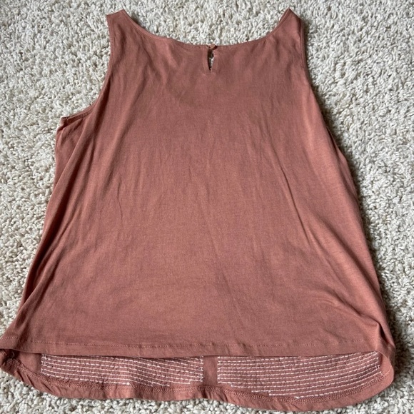 Beautiful Ann Taylor Loft Shirt - Picture 3 of 3